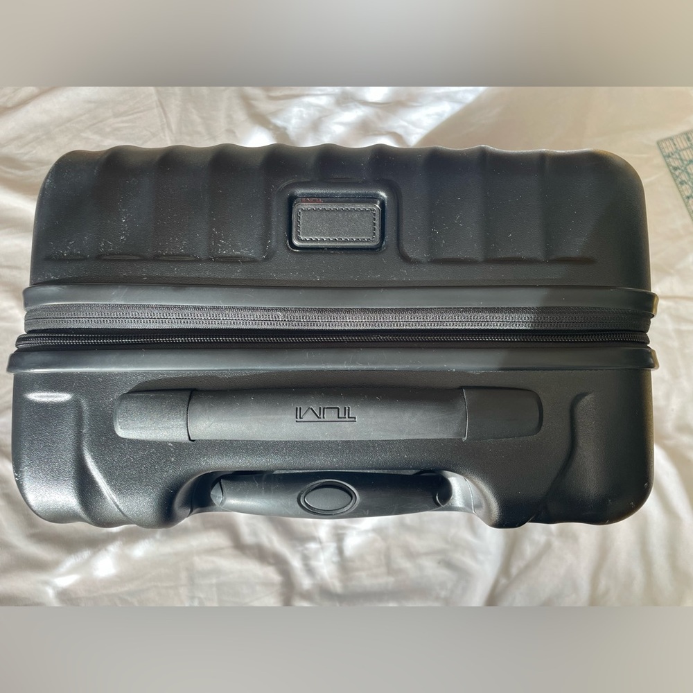 TUMI 19 DEGREE International Expandable 4 Wheeled Carry-On - Picture 14 of 17